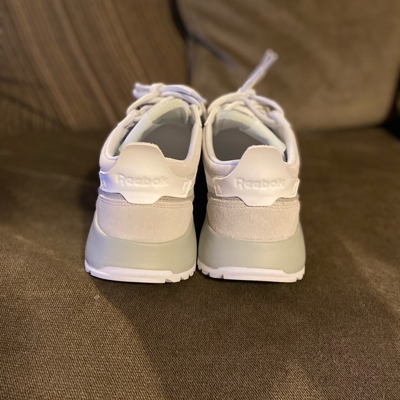 Classic Leather Legacy Sneaker - Picture 3 of 6